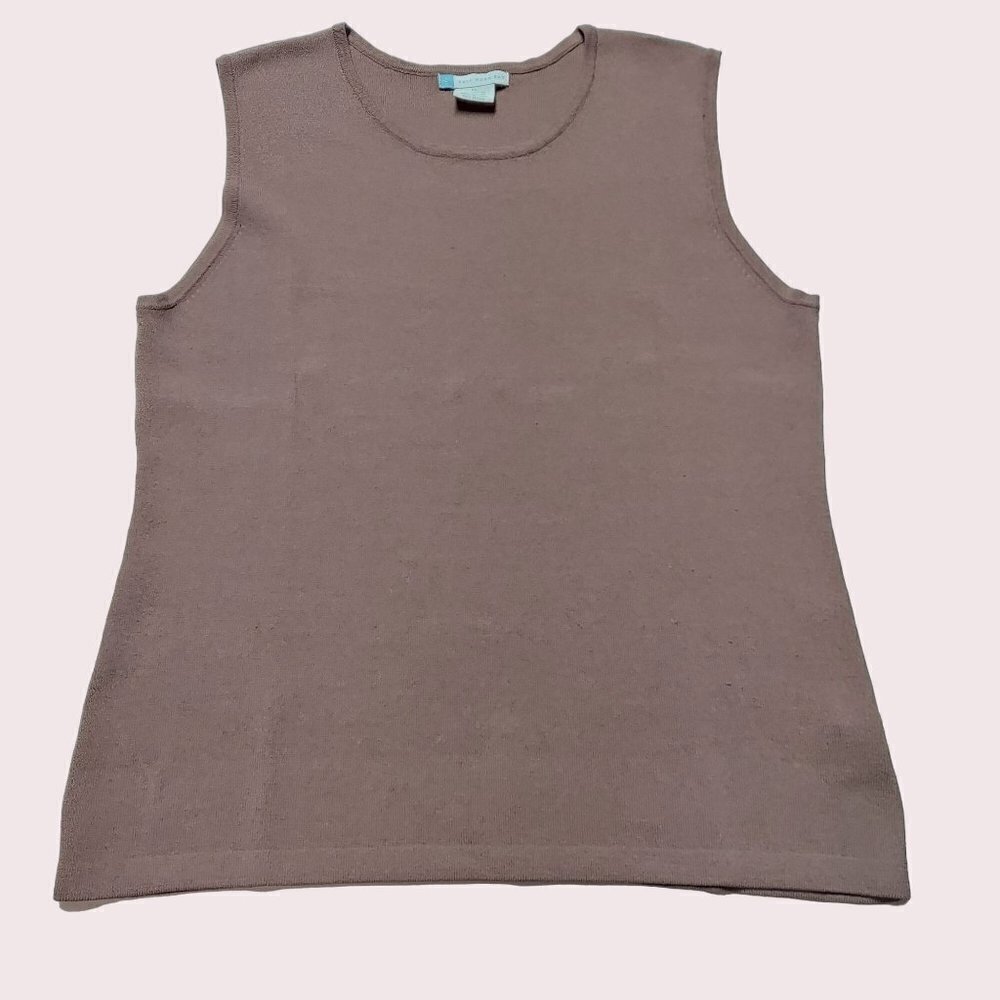 Half Moon Bay Women's Brown Sleeveless Sweater